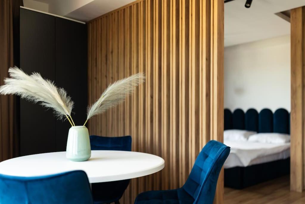 Nest Inn Azure Apartment Клуж-Напока Екстер'єр фото