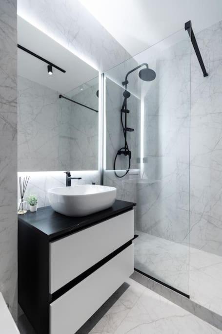Nest Inn Azure Apartment Клуж-Напока Екстер'єр фото